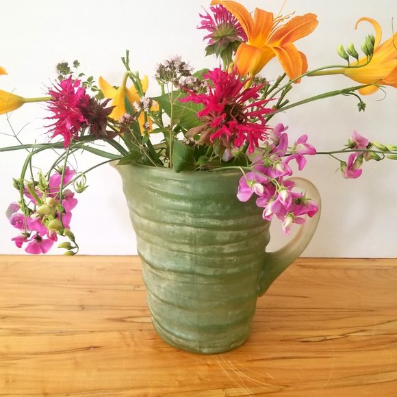 hand blown glass pitcher - Picture 2 of 9